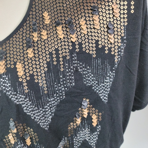 MISS ME INCREDIBLE EMBELLISHED SEQUINS TOP SZ Med. - Picture 10 of 16